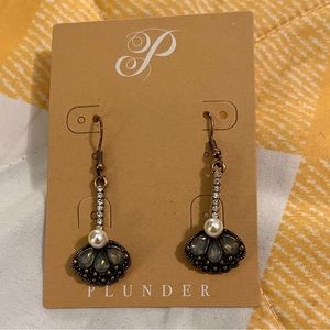 Plunder Earrings.